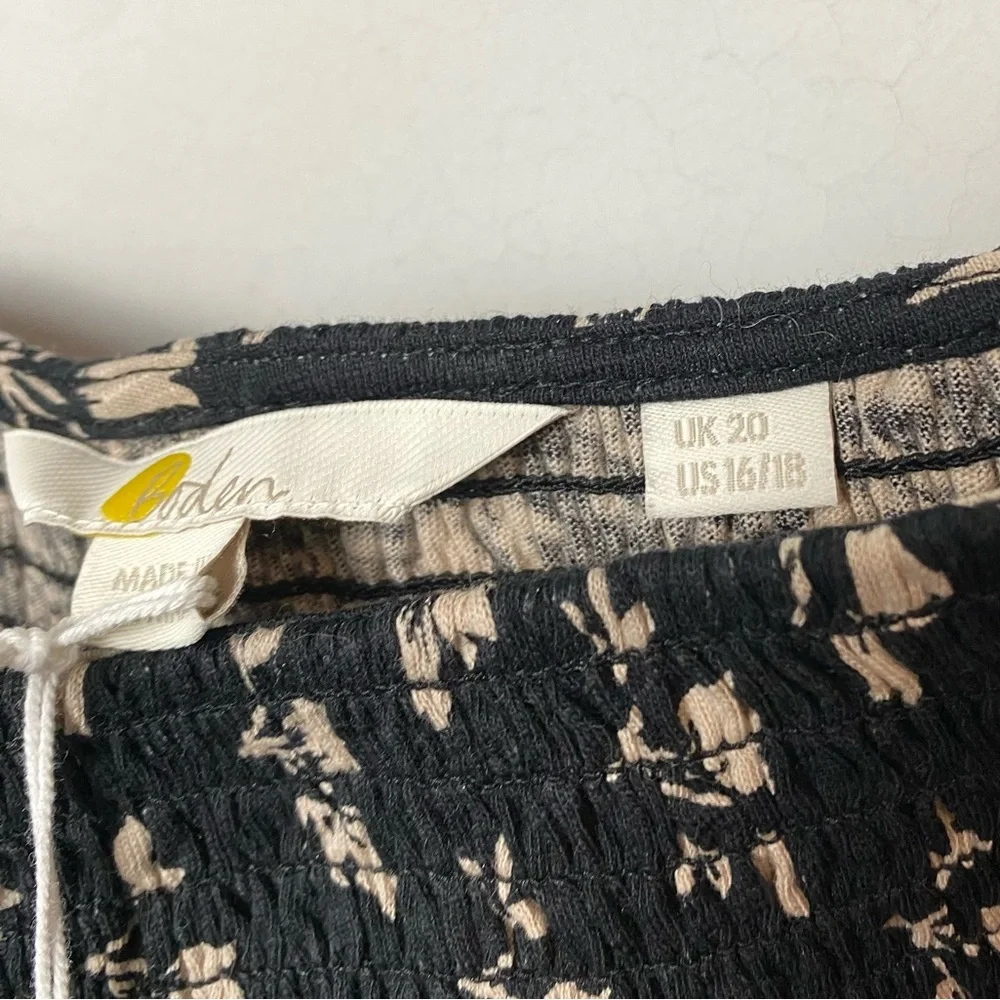 Boden Square Neck Smocked Jersey Crop Top in Black Bud